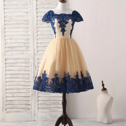 Lovely Wine Red Tulle Homecoming Dress with Lace Applique, Short Prom Dress