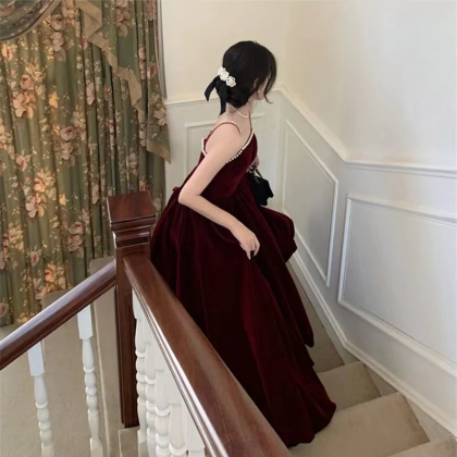 Modest Sheath Spaghetti Straps Burgundy Sequin Formal Gown 23rd Birthday Dress Prom Dresses 20th Birthday Outfits W0354 main image 1