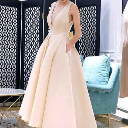 Elegant A Line V Neck Short Prom Homecoming Dresses with Pockets