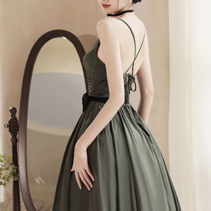 Green V-Neckline Straps Short Party Dress, Green Knee Length Homecoming Dress main image 1