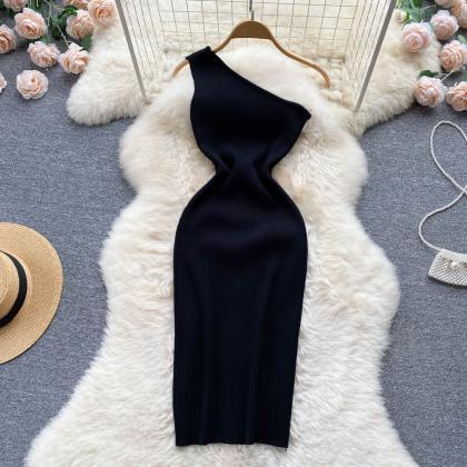 Ins Fashion Sexy One Shoulder Knitted Bodycon..