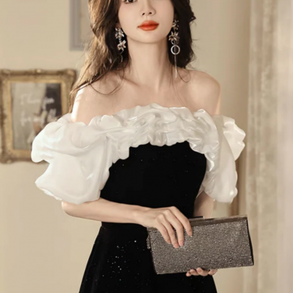 Off The Shoulder Velvet Unique Long Prom Dress With Appliques S20636