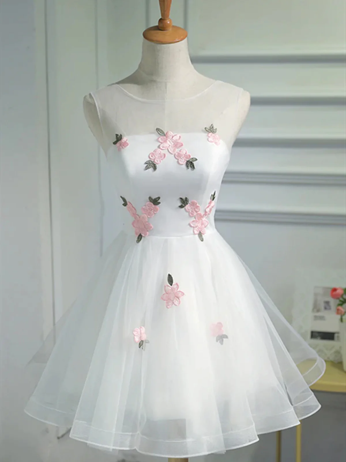 white floral homecoming dress Sexy A-Line Spaghetti Straps Short Floral Homecoming Dress with Ruffle –  Promfast main image 1
