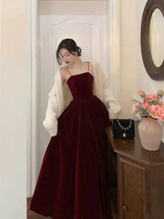 Burgundy velvet prom dress best sale