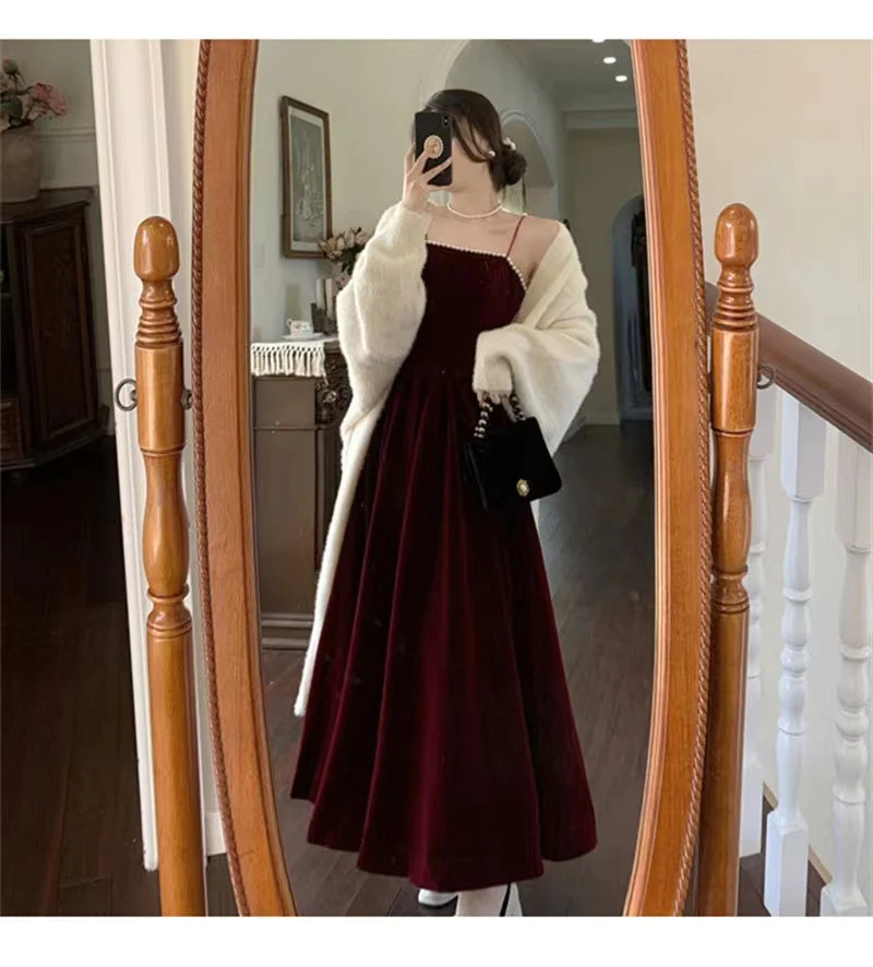 Retro Burgundy Beaded Spaghetti Strap Design A-line Velvet Party Dress Homecoming Dress DP6077