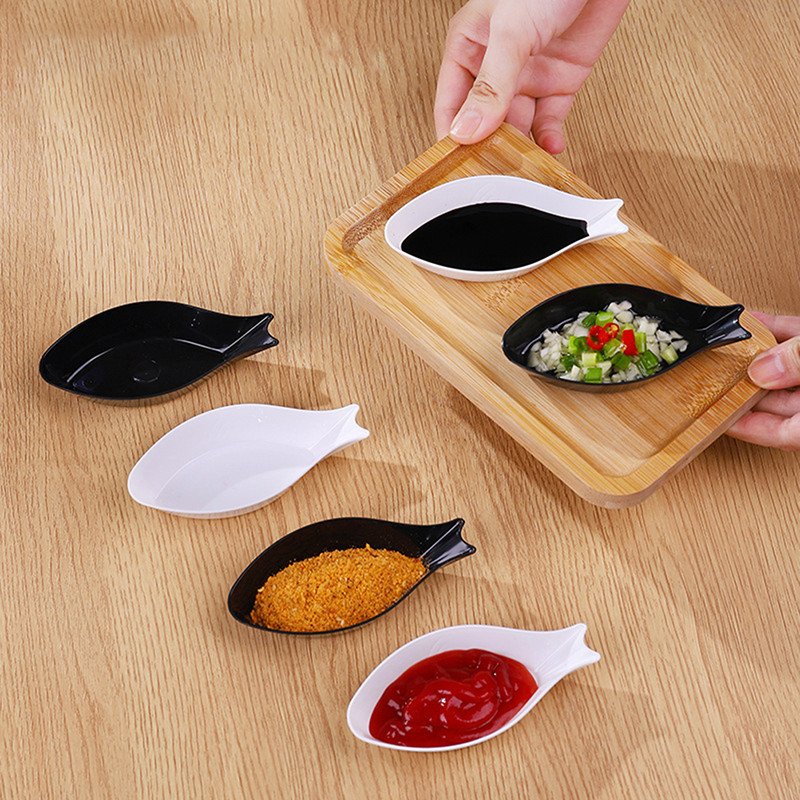 Cute Dipping Sauce Snack Ketchup Plate Creative Seasoning Dish Small Fish Shape Pickle Saucer