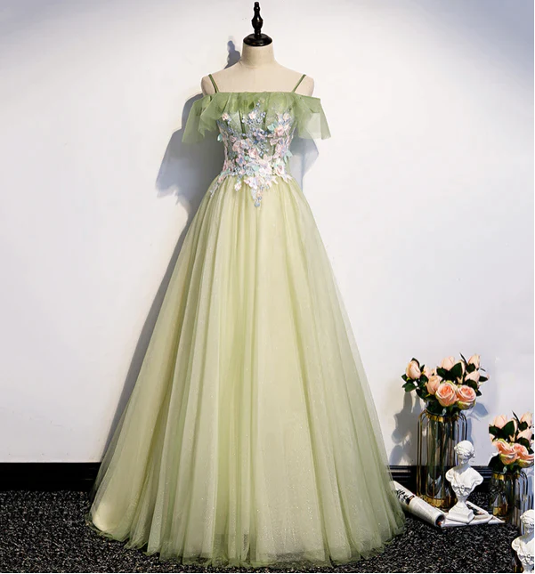 green renaissance dress Queen Adult Costume Medium Pair it with a chemise for an effortless medieval Dark Green Jacquard Corset Dress