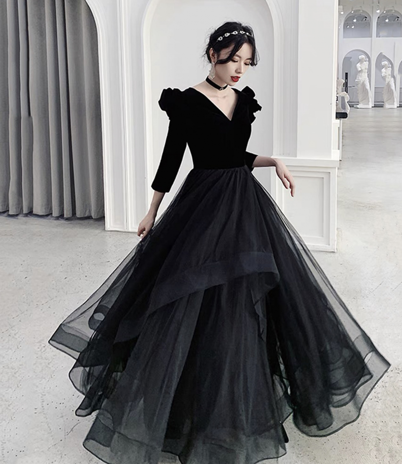 evening dresses manufacturers Black V-neck Long Sleeve Prom Dress Black Evening Dress