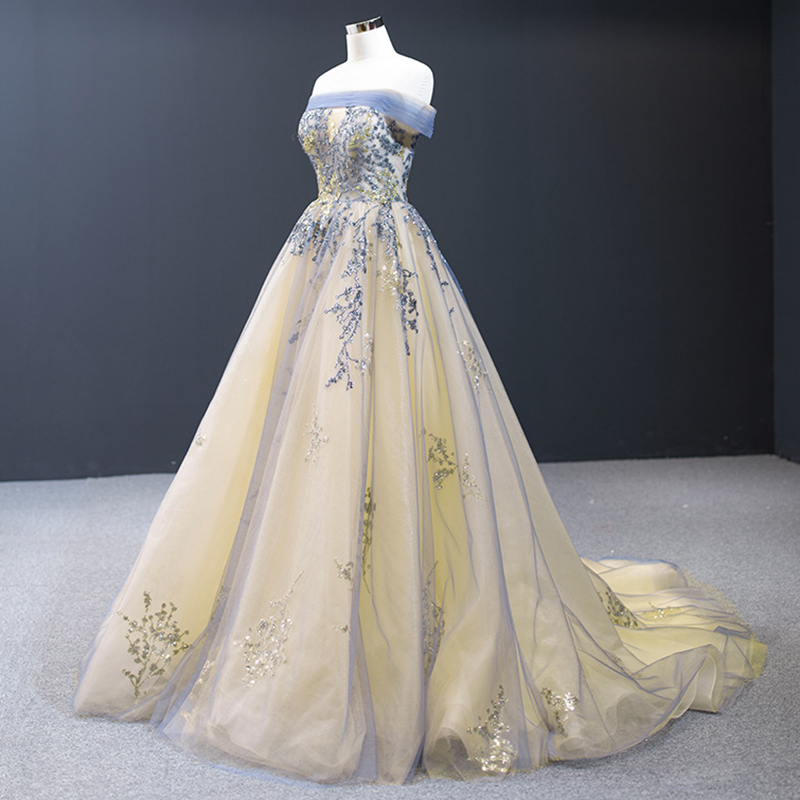 Golden Sparkling Sequin Quinceanera Dresses Boat Neck Off The Shoulder Prom Gowns Sweet 15 16 Dress Formal Evening Ball Gowns