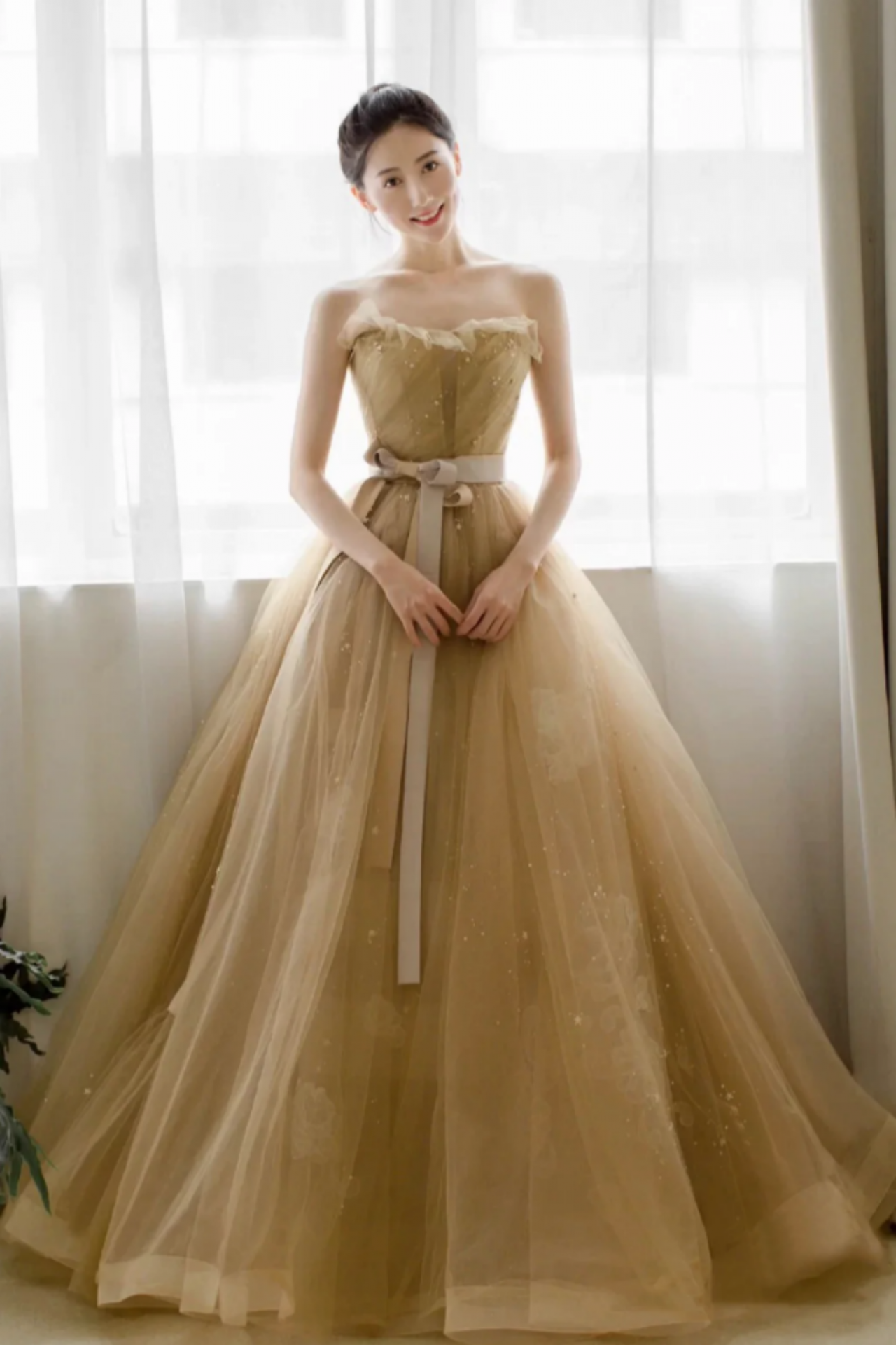 slim fit dress slacks Gold Sweetheart Beaded Sparkles Court Train Flowers Prom Dresses