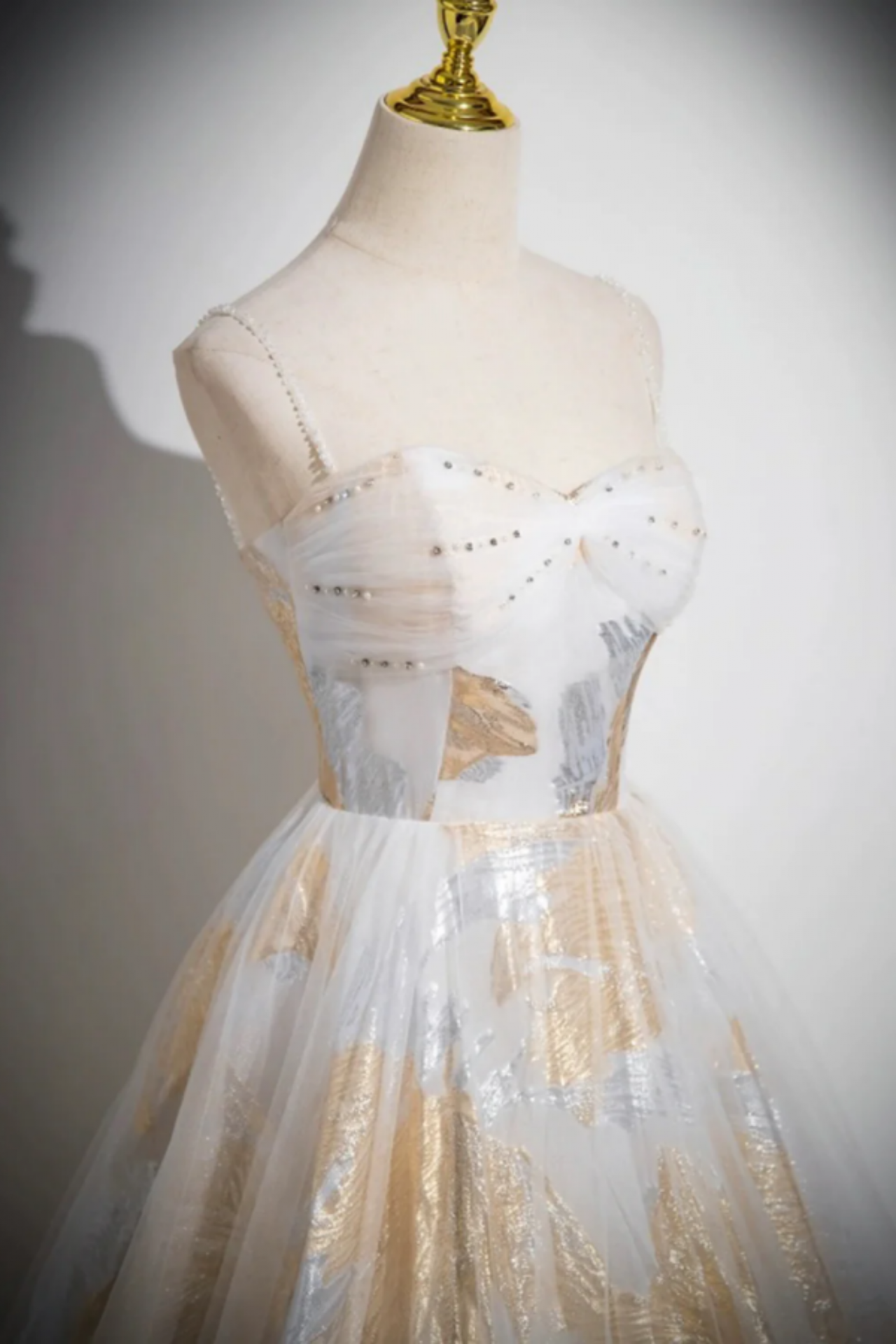 A-Line/Princess Spaghetti Straps Floor-Length Evening Dress