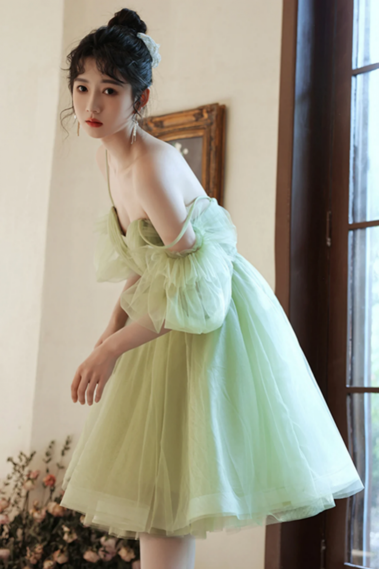 green mini prom dress Short Green Homecoming Dress with Beads