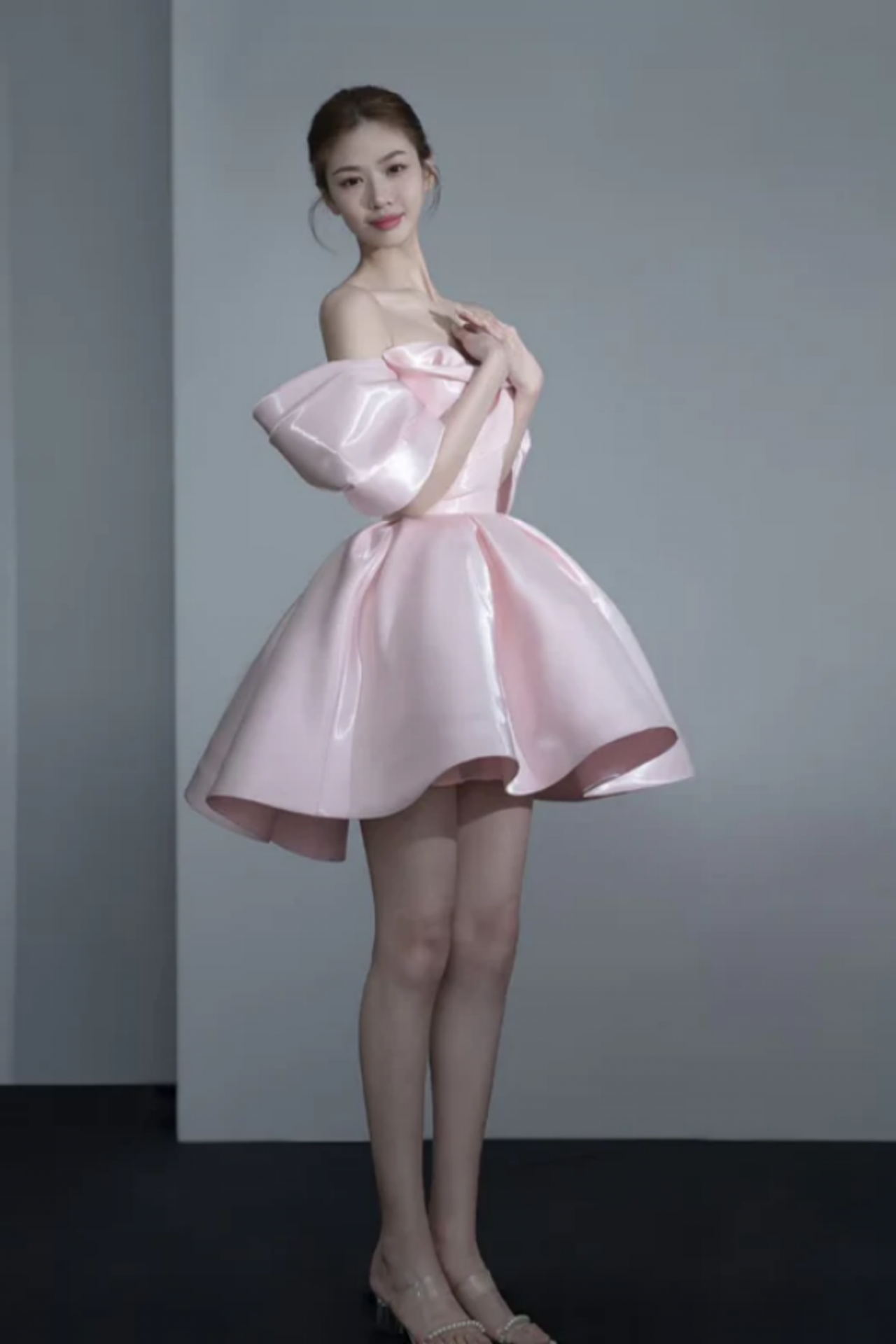 short pink satin prom dress short pink homecoming dress Pink satin short prom dress pink homecoming  dress-parroquiadesanalbertomagno.com