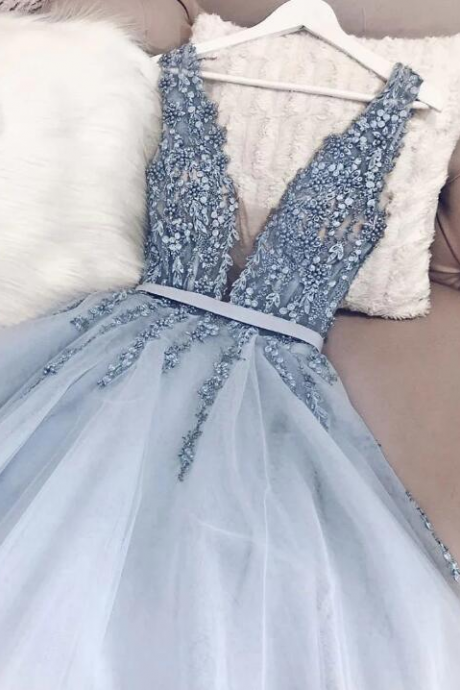 Mermaid Silver V Neck Tulle Prom Dresses With Beading