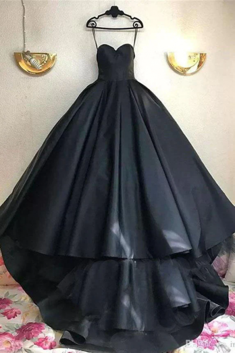 Long Black Sweetheart Prom Dress With Train Charming Long Ruched Evening Dress