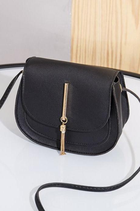 Golden Tassel Double Layer Semi Circle Solid Color One Shoulder Saddle Bag Fashion Casual Women Small Bag