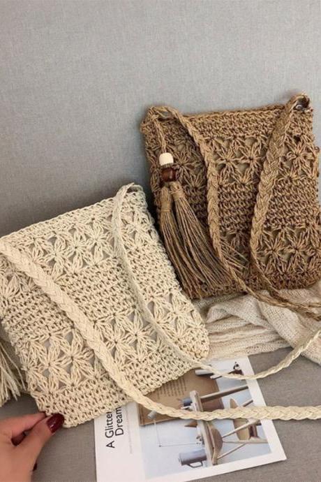Women Beach Woven Straw Shoulder Messenger Bag With Tassel Boho Hollow Out Crochet Crossbody Handbag