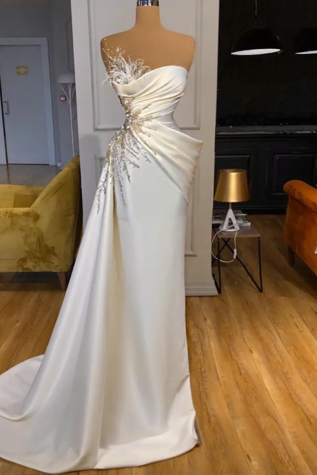Luxury White Satin Evening Dress Mermaid Feather Beading Pleat Off Shoulder Sleeveless Exquisite Wedding Guest Dresses For Women
