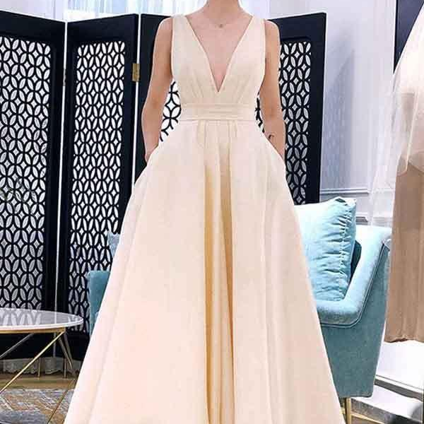 A-line V-neck White Homecoming Dresses Simple Short Prom Dress OM510