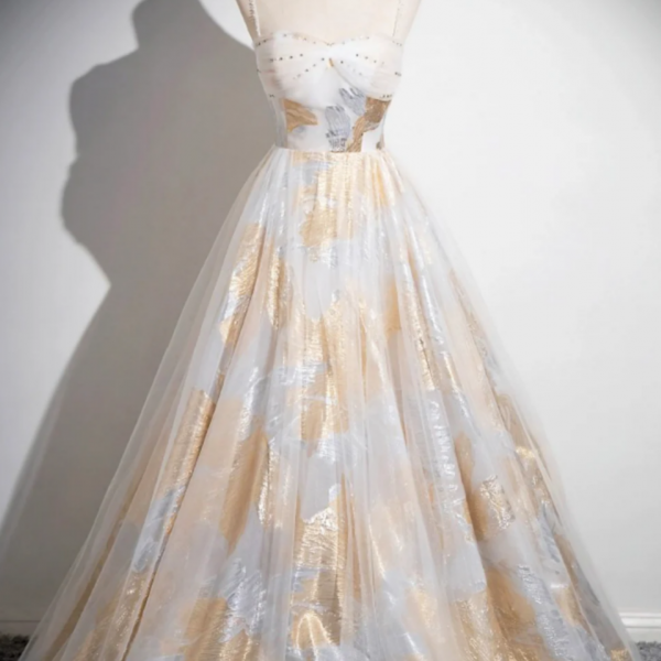 Mermaid/Trumpet Sweetheart Neck Spaghetti Strap Floor-Length Prom Dresses with Beadings