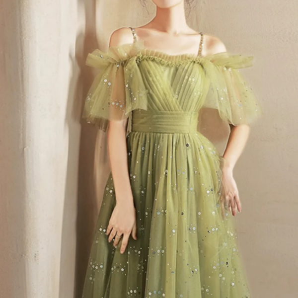 Green Spaghetti Strap Tulle Short Prom Dress, Charming Knee Length A Line Party Dress 