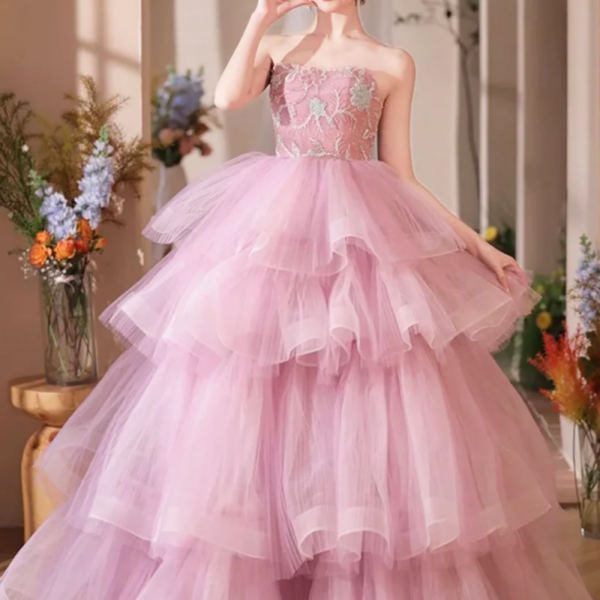 Sparkly A Line V Neck Black Tiered Tulle Long Prom Dresses with Appliques main image 1