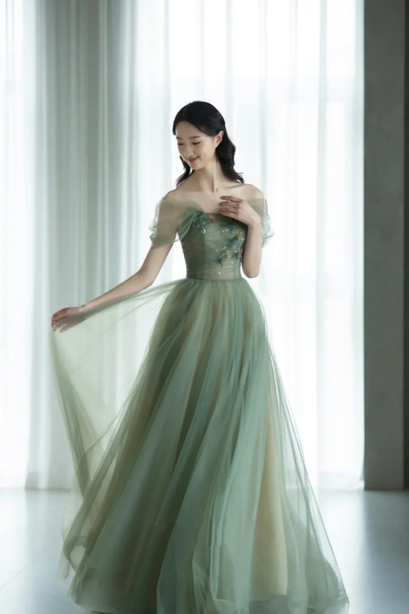 Lovely Tulle Knee Length Green Party Dress Off the Shoulder A-Line Evening Dress